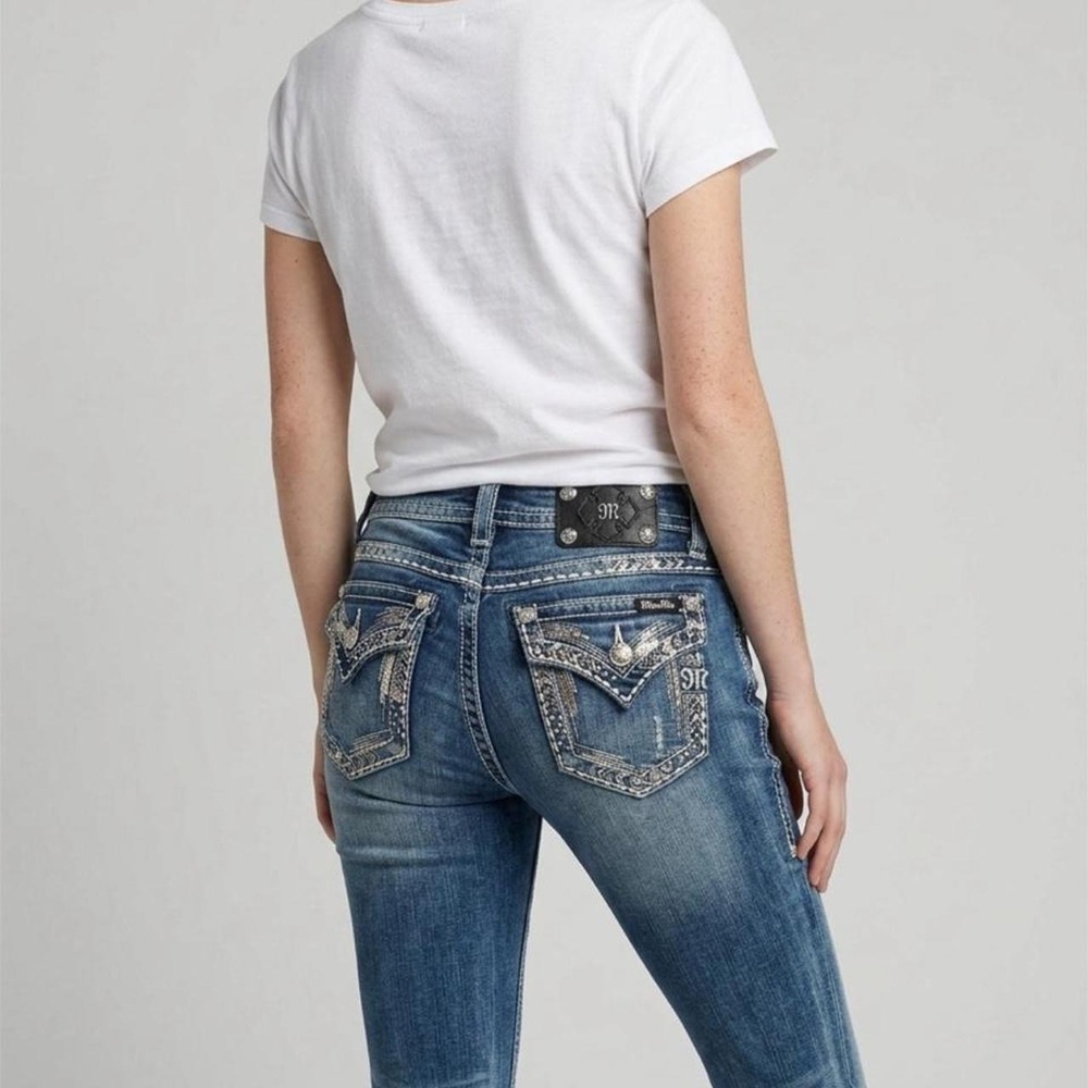 Miss Me Signature Bootcut Jeans Size 30
